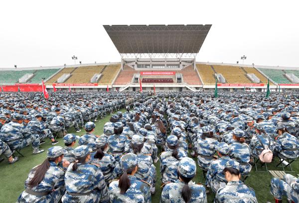 1、9月27日，学校举行2020年大学生军训总结大会.JPG